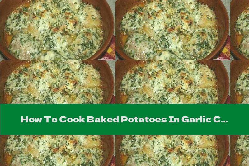 How To Cook Baked Potatoes In Garlic Cheese Sauce - Recipe