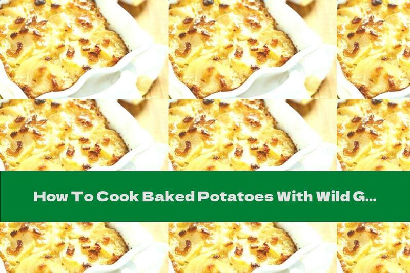 How To Cook Baked Potatoes With Wild Garlic, Cheese And Cream - Recipe