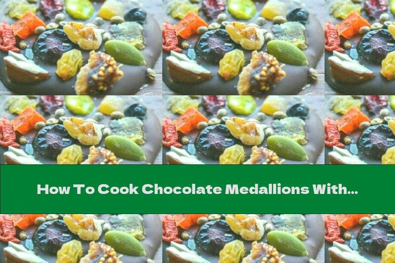 How To Cook Chocolate Medallions With Orange Peel And Nuts - Recipe