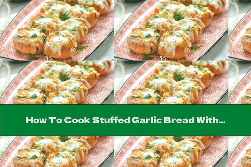 How To Cook Stuffed Garlic Bread With Yellow Cheese And Minced Meat - Recipe